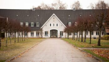 Grow Yoga, Nivågaard, bygningsfacade